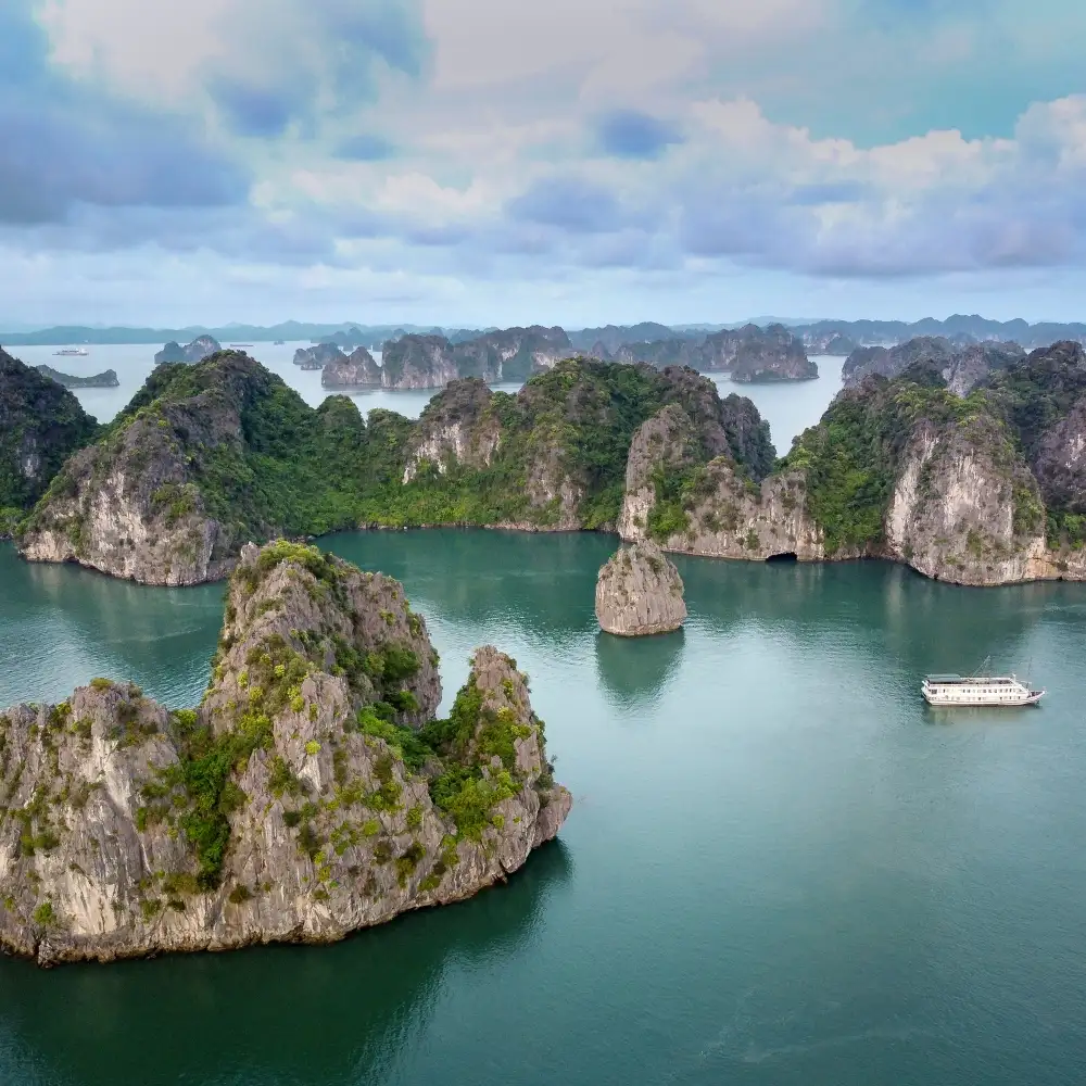 Ha Noi – Ha Long – Hue – Hoi An – Da Nang 7 Days 6 Nights