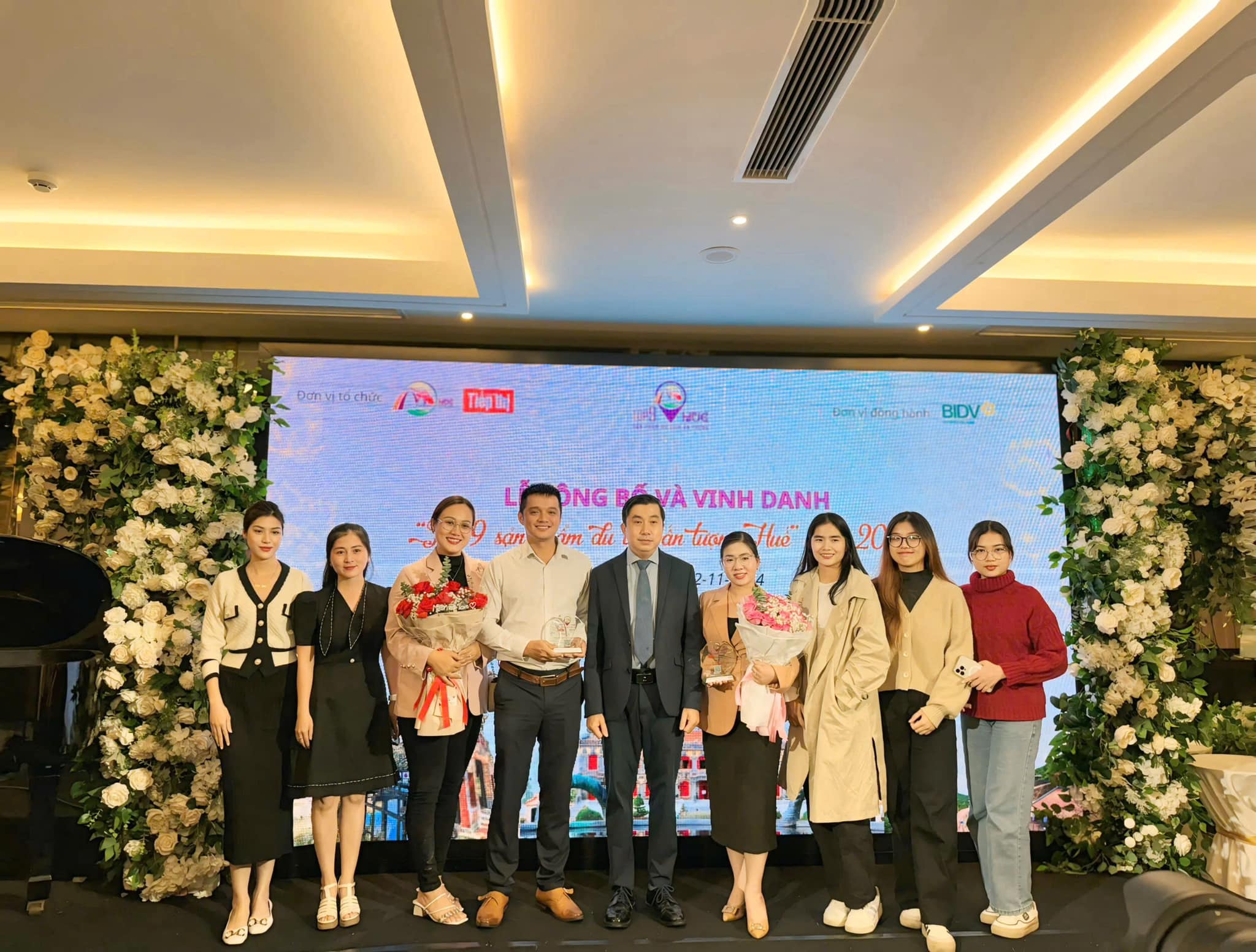 iVietnam vinh hạnh đạt giải thưởng danh giá trong Chương trình Top 9 Sản phẩm – Dịch vụ Du lịch ấn tượng năm 2024