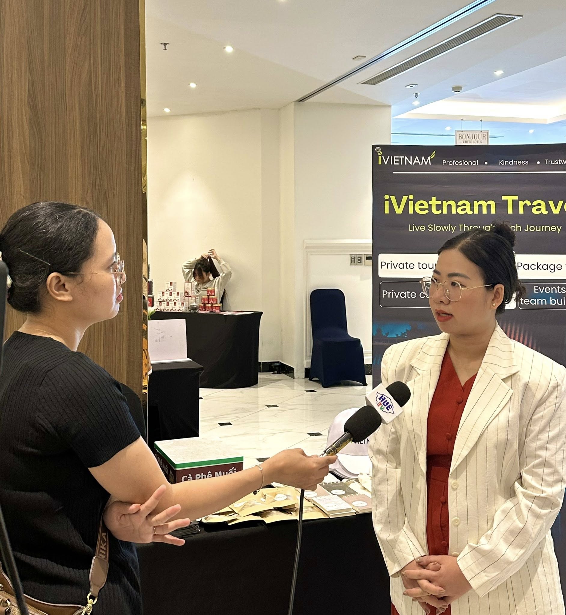 📸 Đại diện iVietnam Travel tham dự sự kiện cùng các doanh nghiệp khởi nghiệp địa phương, giao lưu và kết nối với cộng đồng sáng tạo miền Trung.